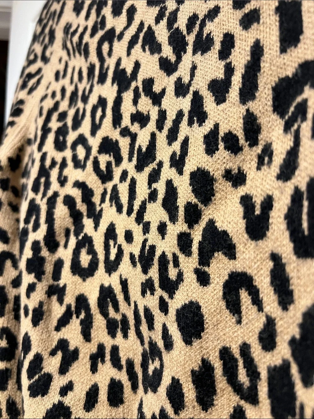 Jcrew Women’s Leopard Print Crewneck Sweater in Camel and Black XXS